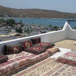 Meet your Posher, Liljana